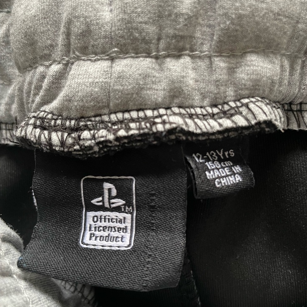PLAYSTATION KIDS MATCHING JOGGER SET 🎮 - Picture 14 of 15
